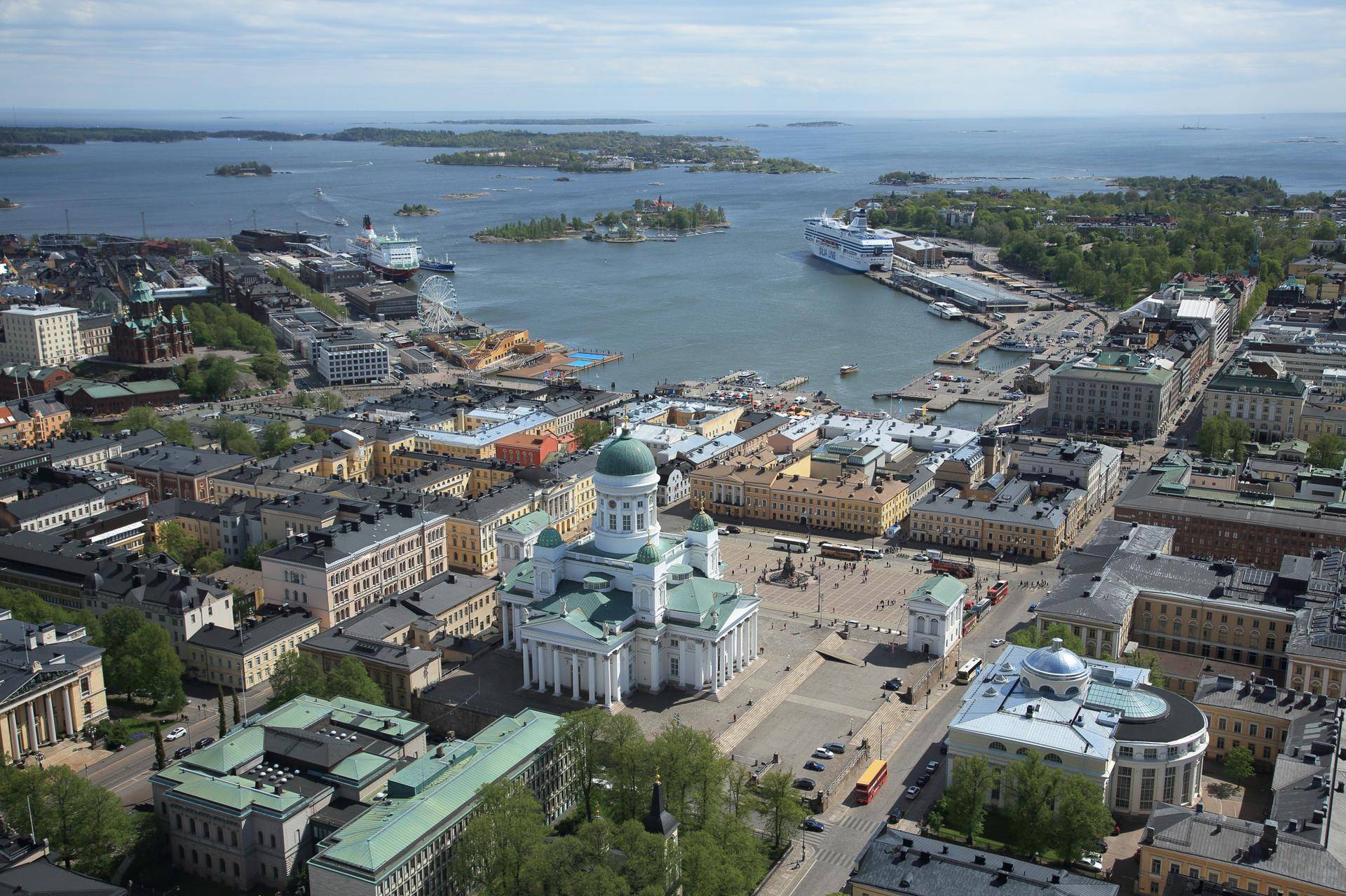 Areal photo of city of Helsinki